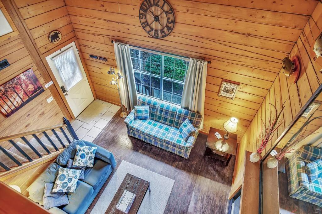 3 Bedroom Log Cabin Condo Close To Everything! 브랜슨 외부 사진