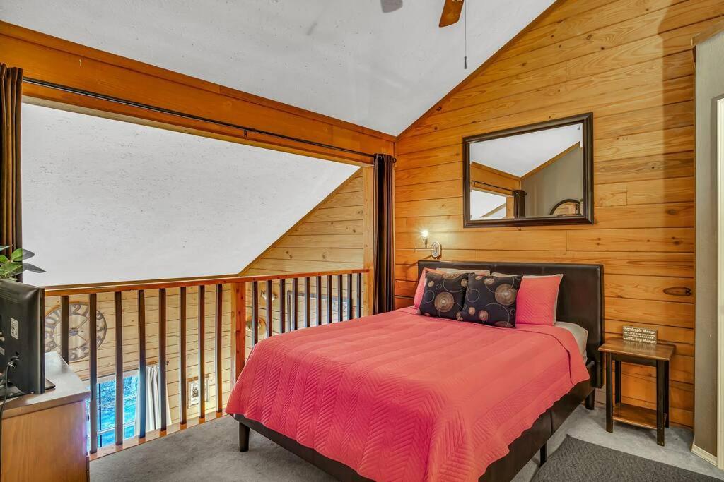 3 Bedroom Log Cabin Condo Close To Everything! 브랜슨 외부 사진