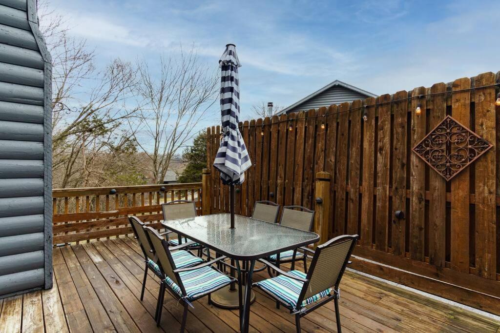 3 Bedroom Log Cabin Condo Close To Everything! 브랜슨 외부 사진